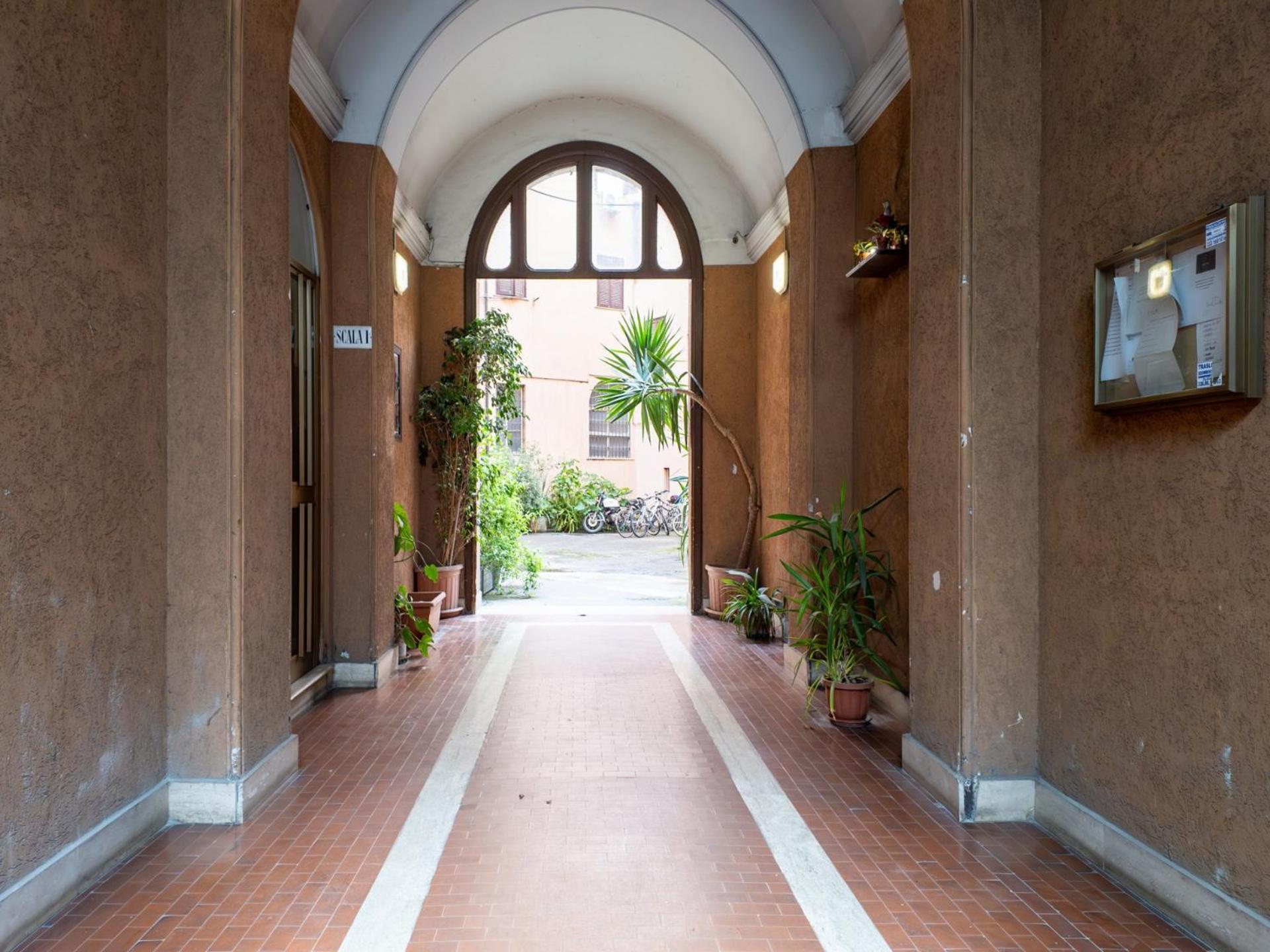 The Best Rent - Spacious One-Bedroom Apartment Near Colosseum Rom Eksteriør billede